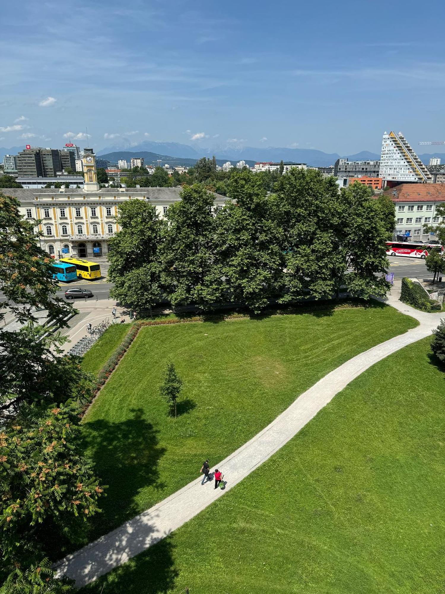 Luxe Penthouse With A Castle View Ljubljana Eksteriør billede