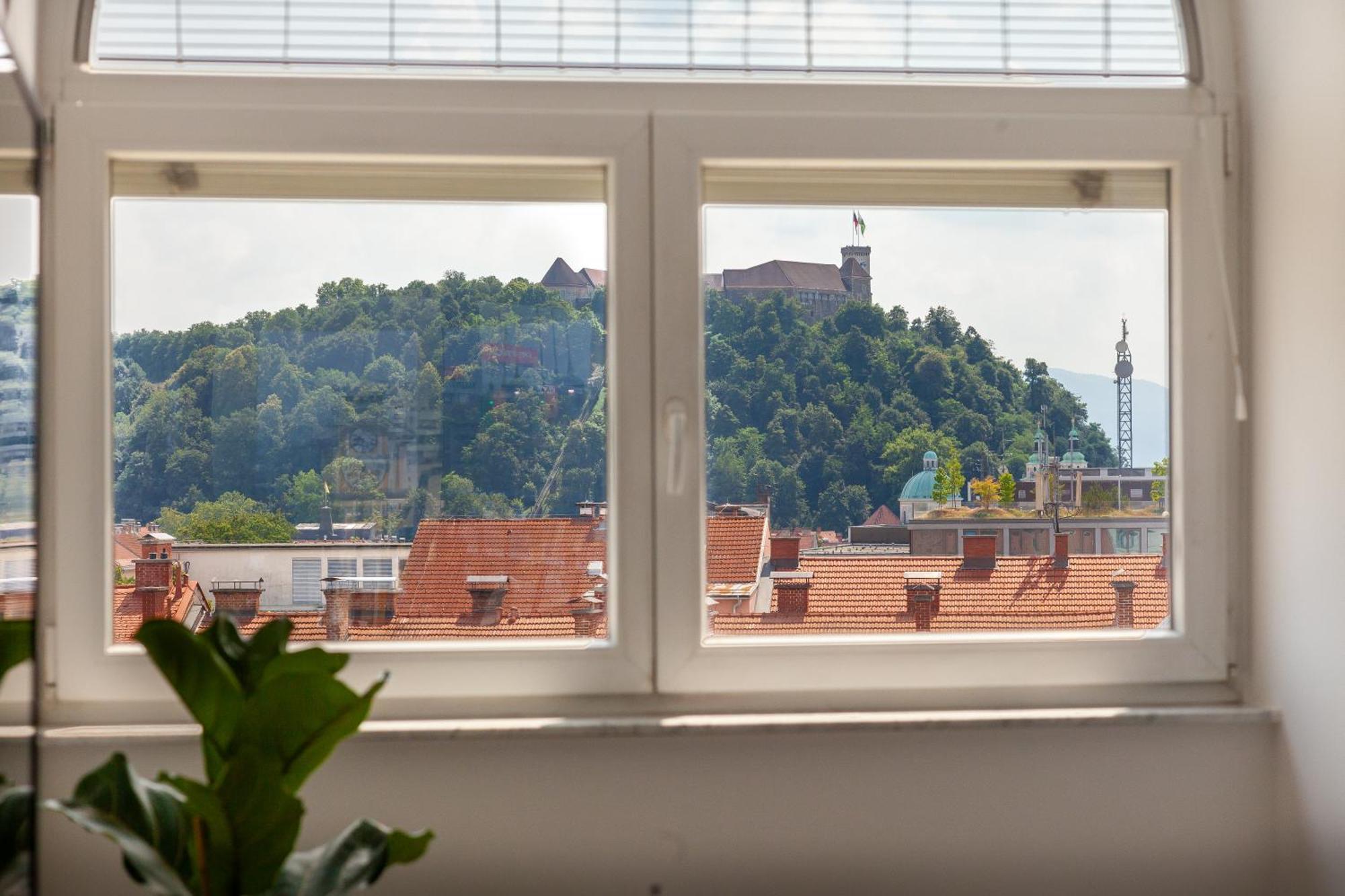 Luxe Penthouse With A Castle View Ljubljana Eksteriør billede