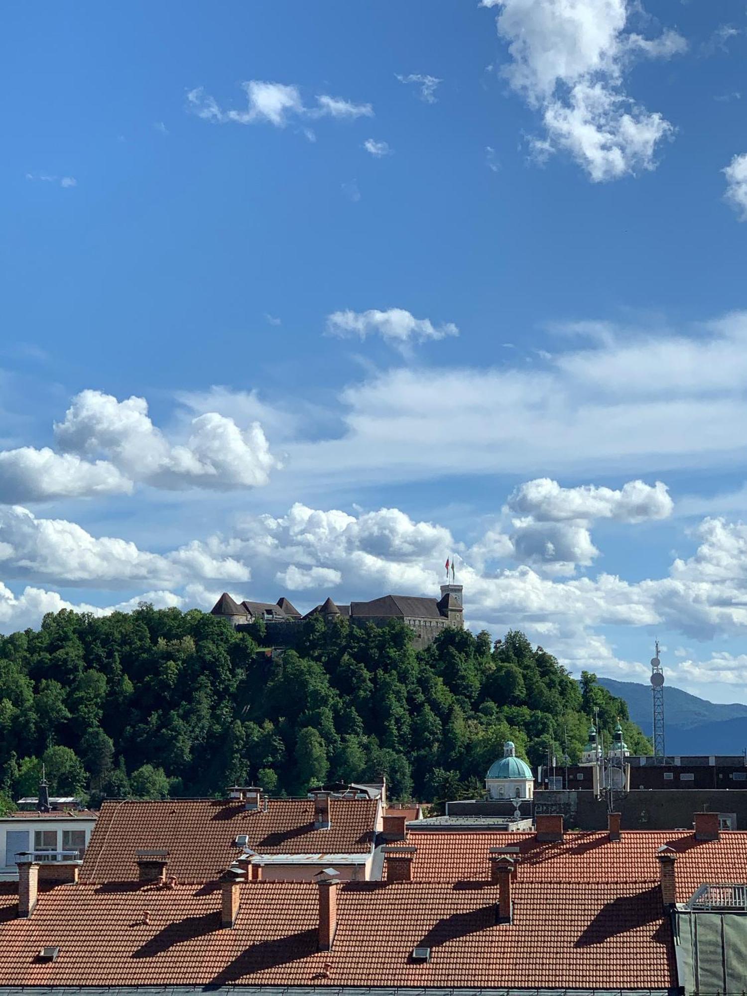 Luxe Penthouse With A Castle View Ljubljana Eksteriør billede